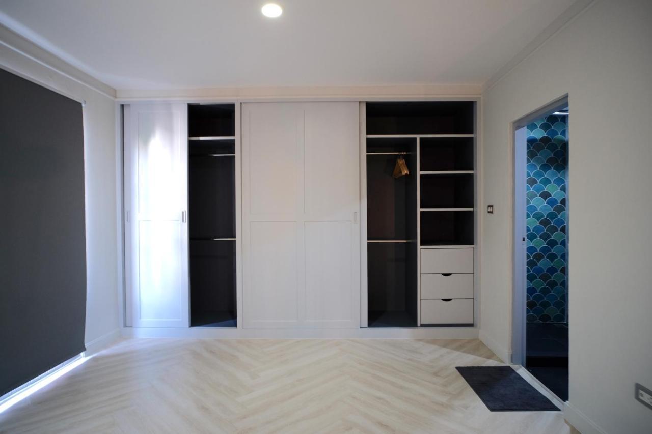 Baan Khun Pra Duplex Rm3 Bangkok Apartment Exterior photo